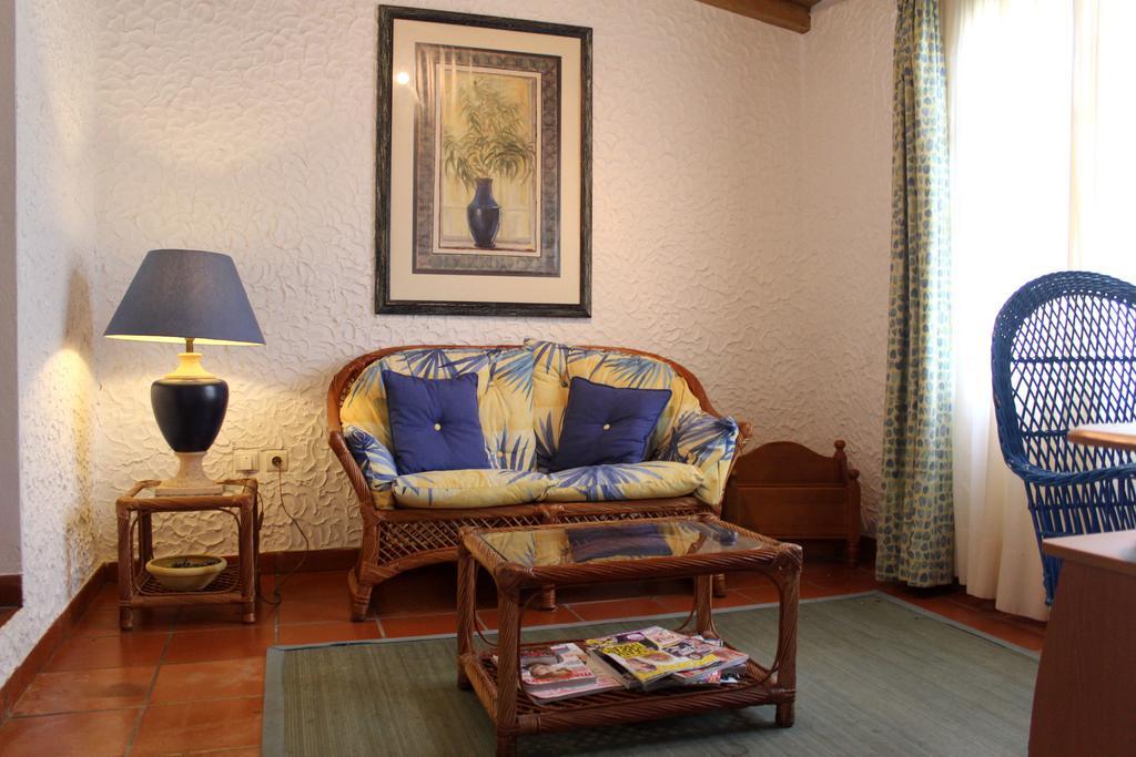 Hotel Quinta Do Serrado Vila Baleira  Exterior photo