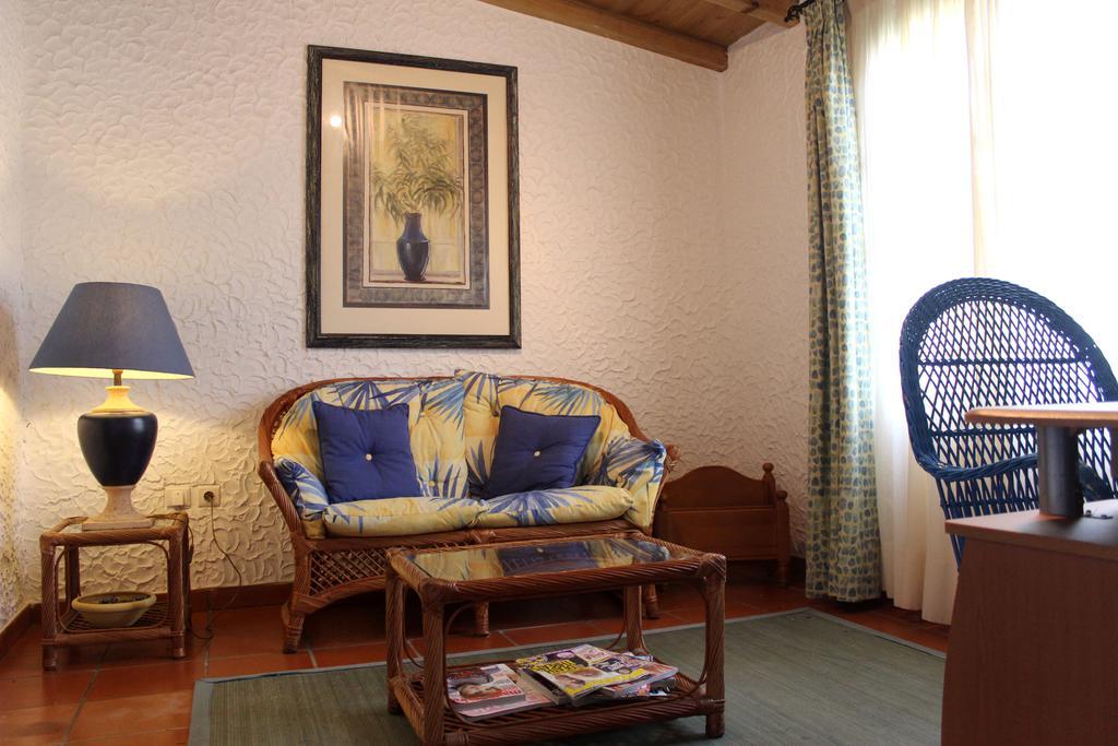 Hotel Quinta Do Serrado Vila Baleira  Exterior photo