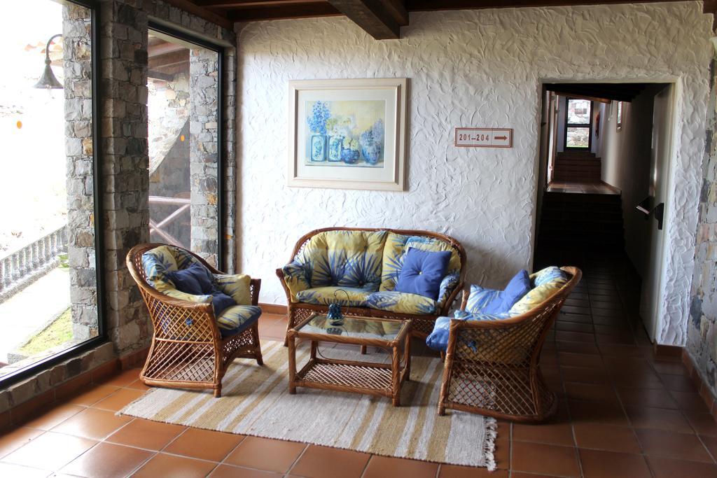 Hotel Quinta Do Serrado Vila Baleira  Exterior photo