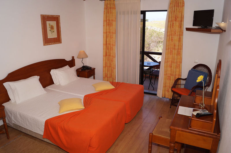 Hotel Quinta Do Serrado Vila Baleira  Exterior photo