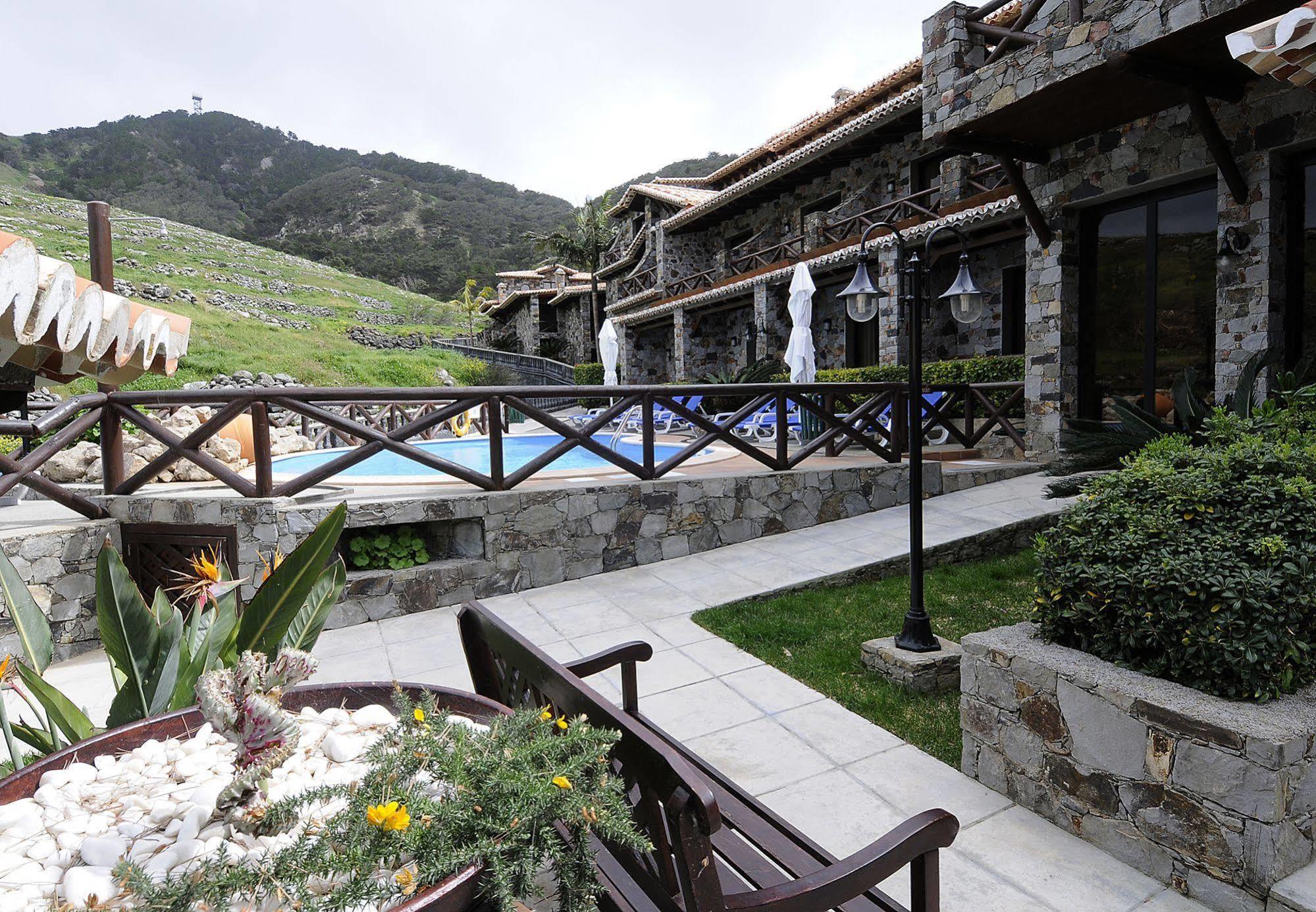 Hotel Quinta Do Serrado Vila Baleira  Exterior photo