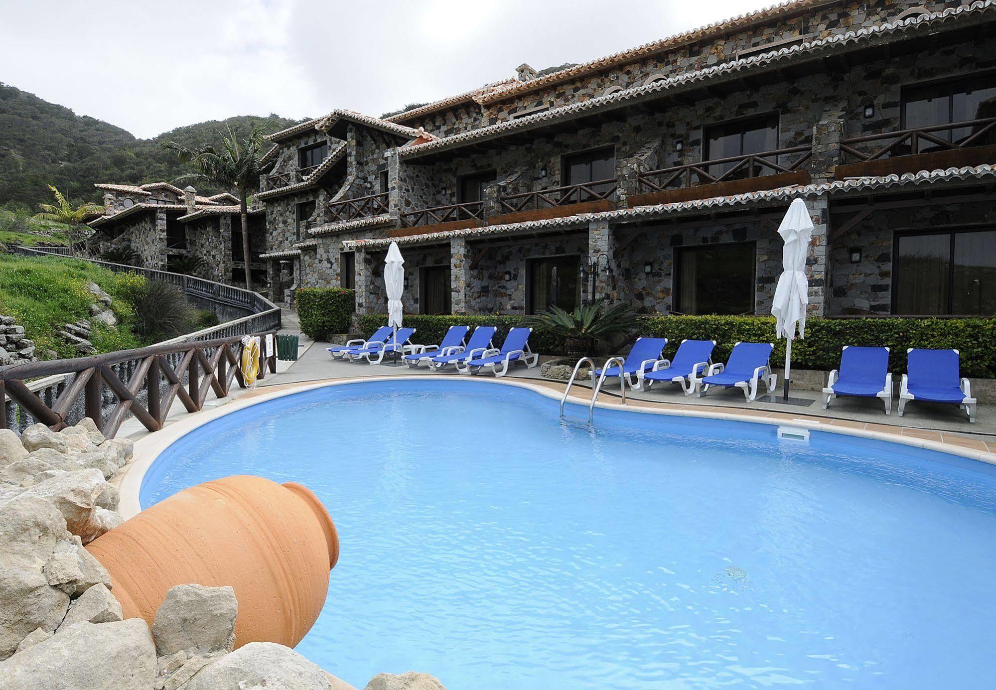Hotel Quinta Do Serrado Vila Baleira  Exterior photo