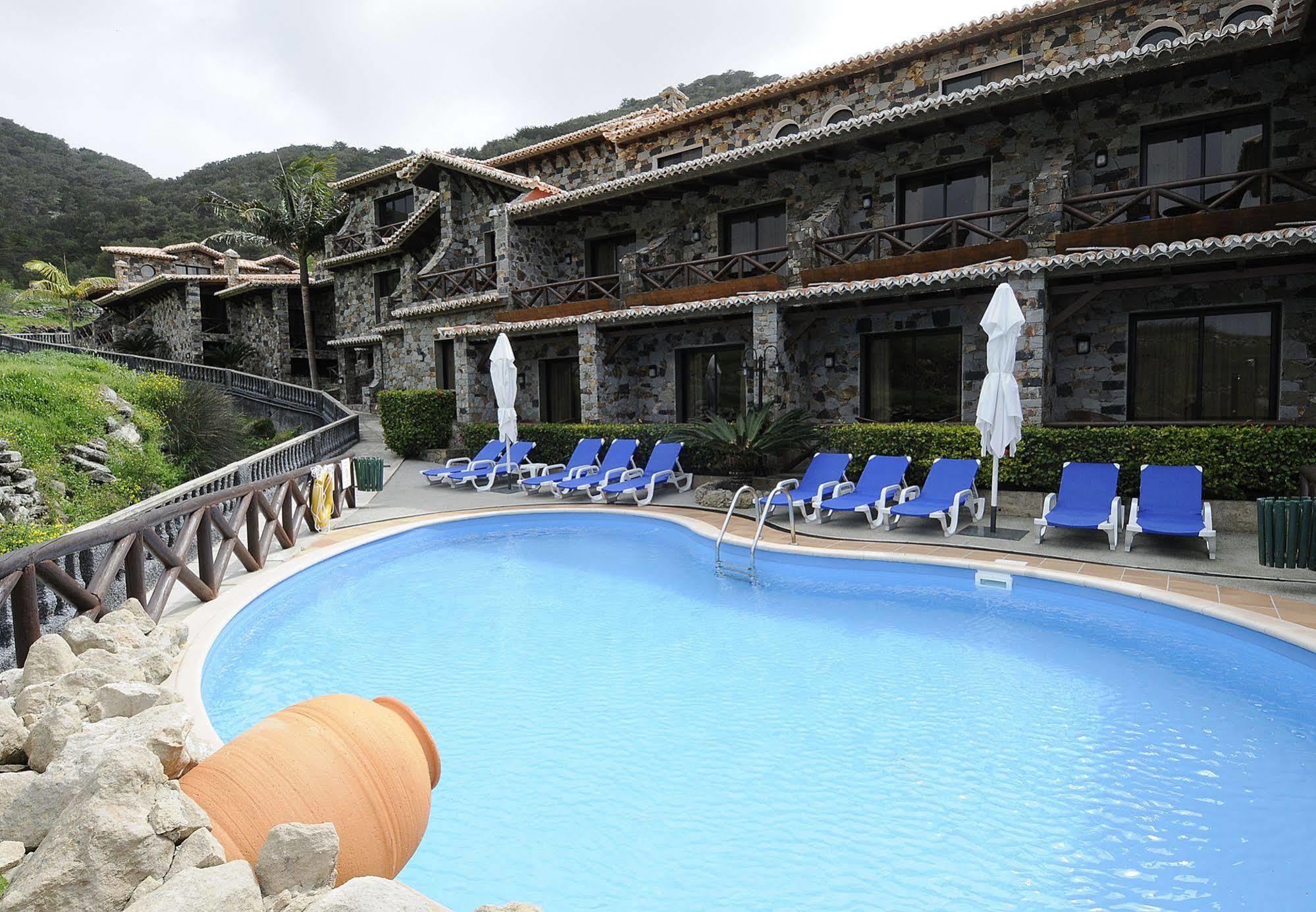 Hotel Quinta Do Serrado Vila Baleira  Exterior photo